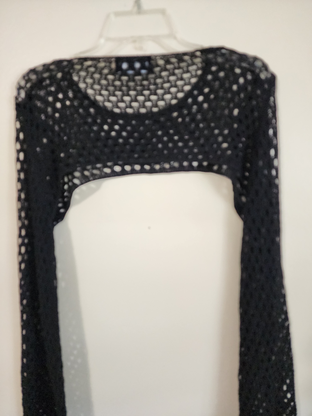 Cider Black Open Knit Cropped Shrug - Picture 4 of 5